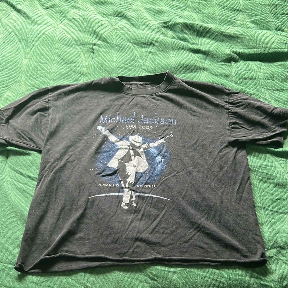 Vintage Cropped Michael Jackson Graphic Tee